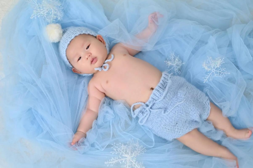 绍兴两个半月宝宝发育标准